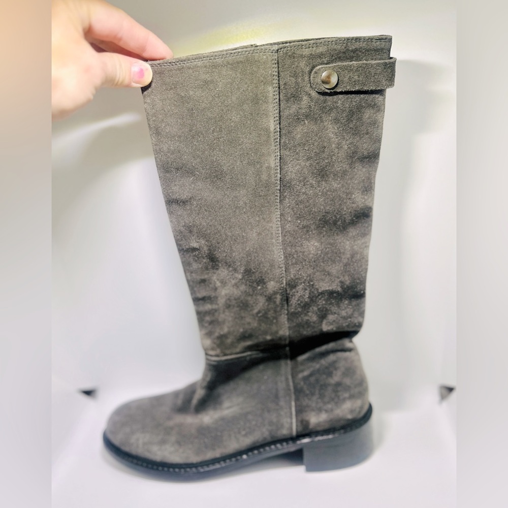 Vince. Pull-On Gray Suede Mid-Calf Rugged Boots. Excellent Condition.